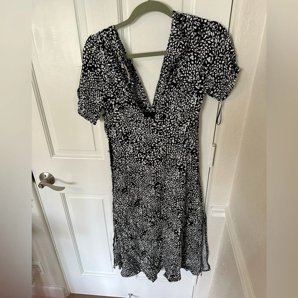 Free People Looking Love MIDI Dress Black White Size 0 - Picture 5 of 6